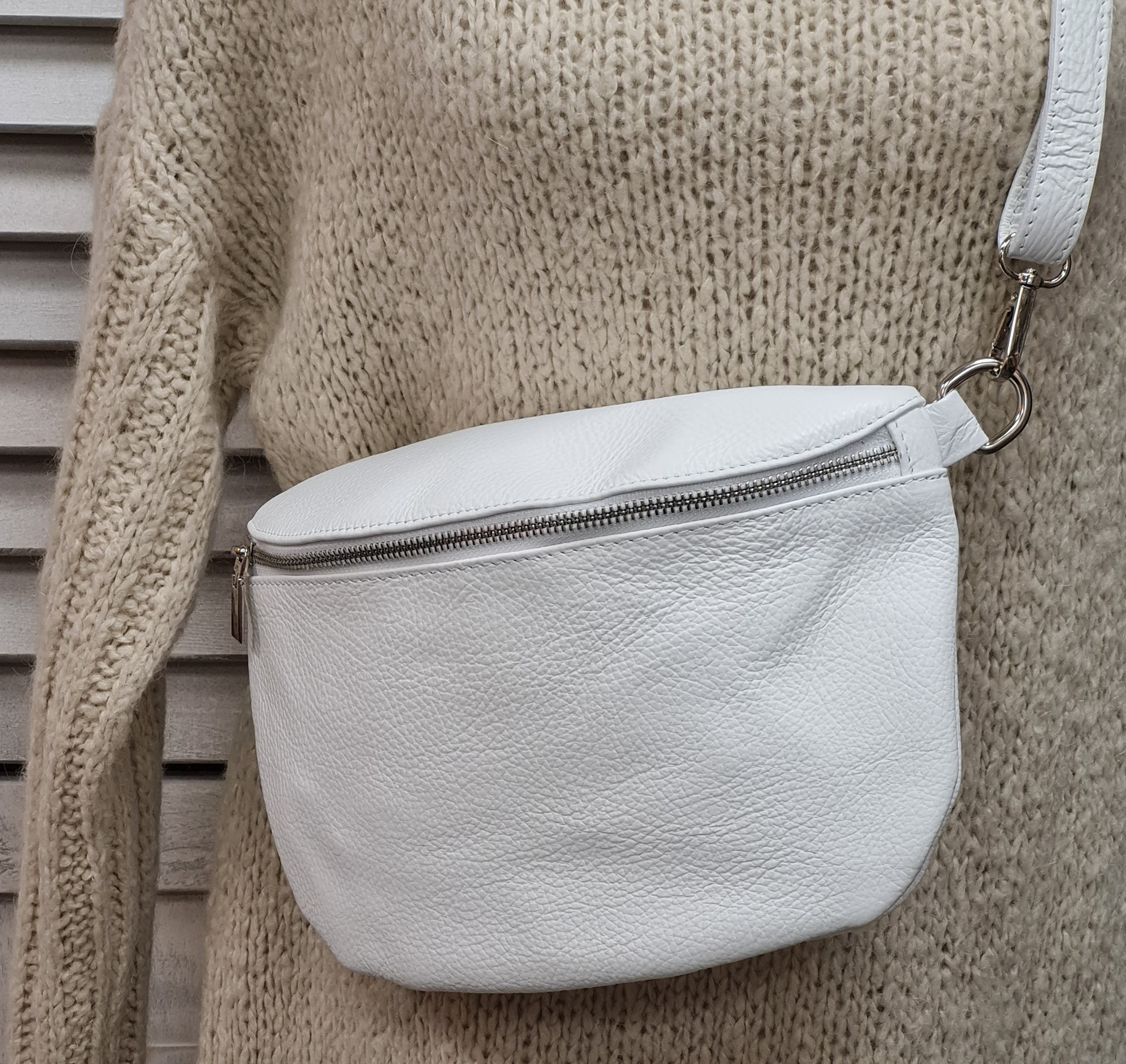 Bauchtasche "Weiss" – Crossover – Ledertasche