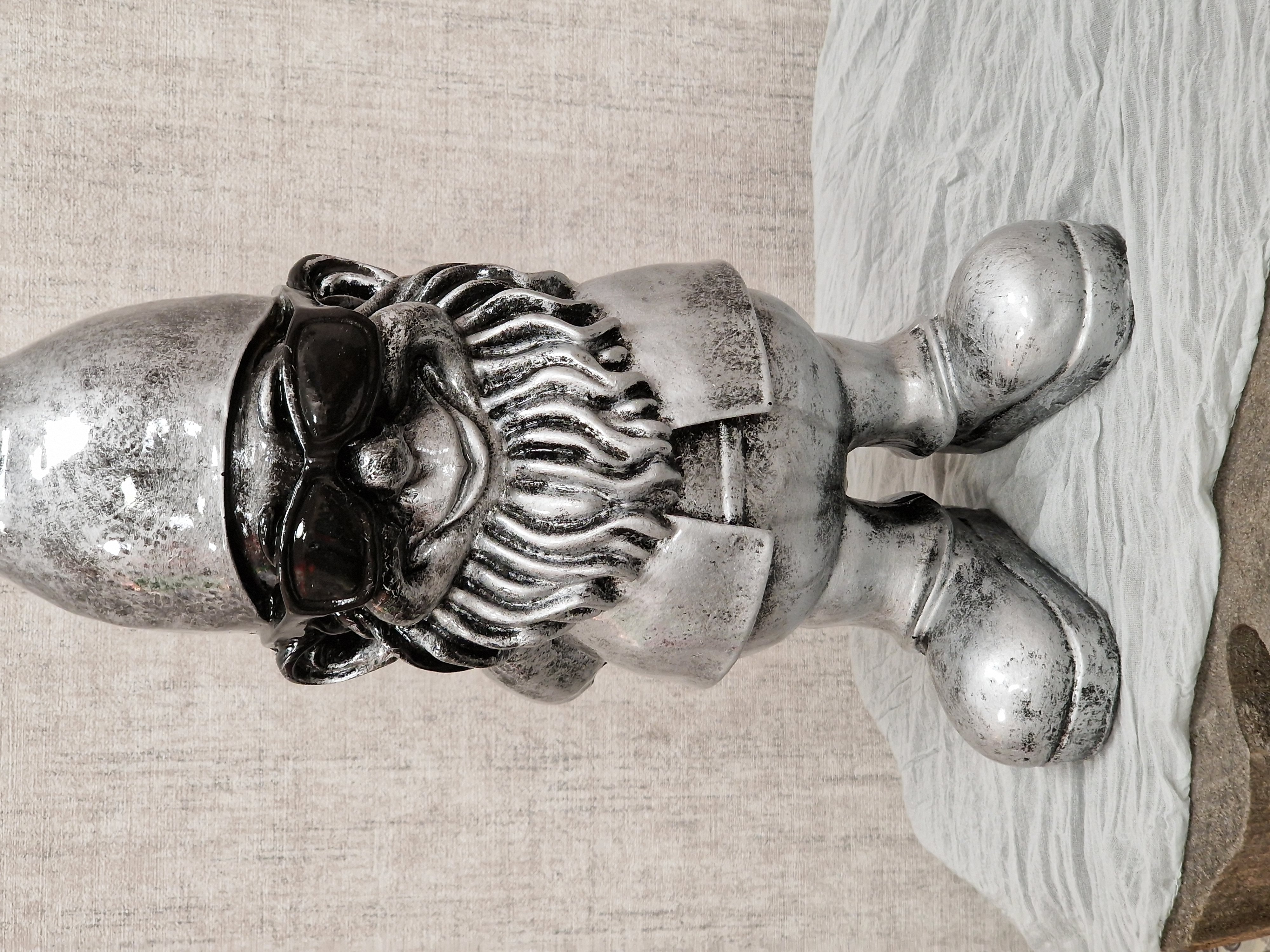 Gartenzwerg mit Brille – lustige Zwerg – Zauberzwerg – Skulptur