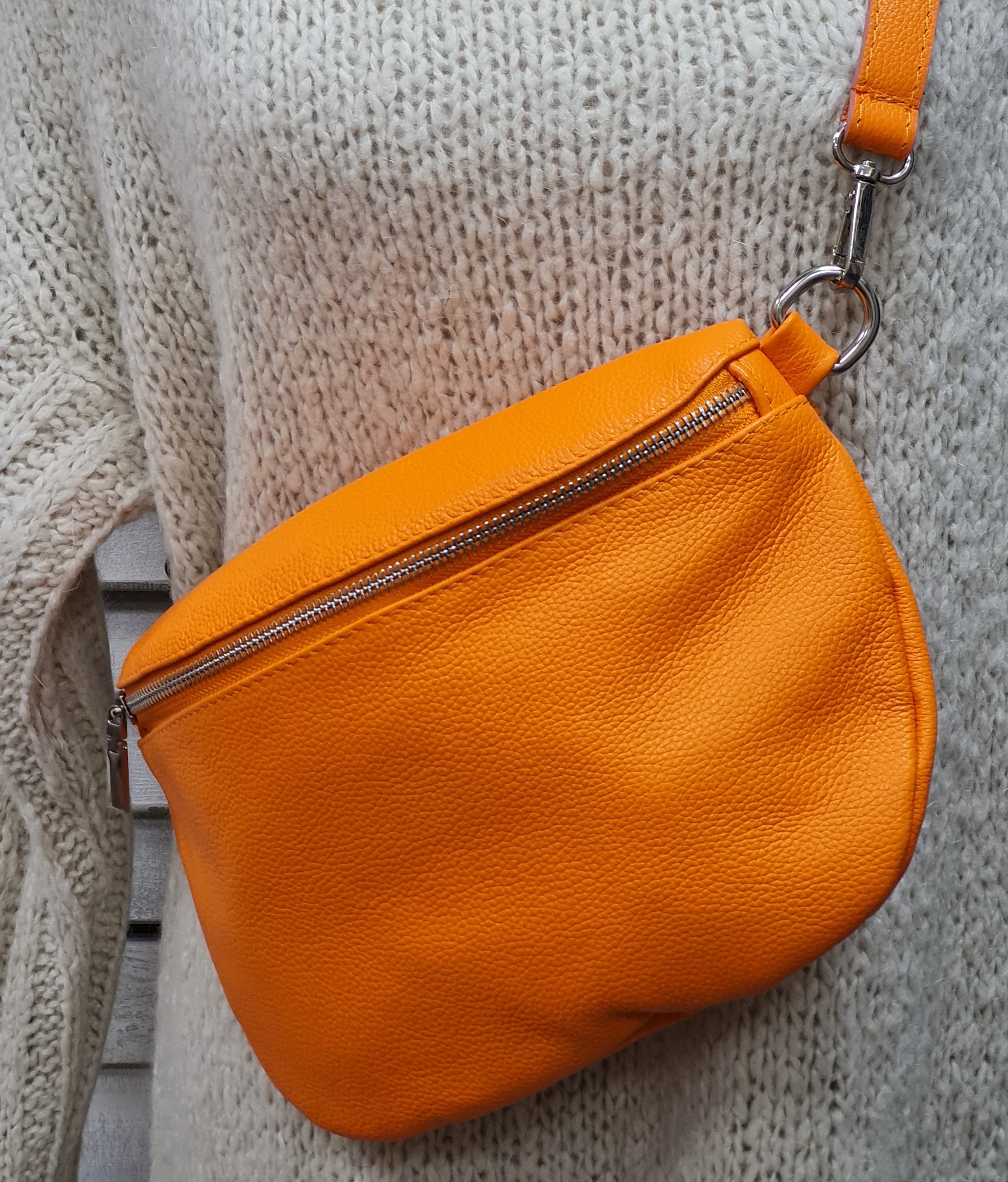 Bauchtasche "Orange" – Crossover – Ledertasche 