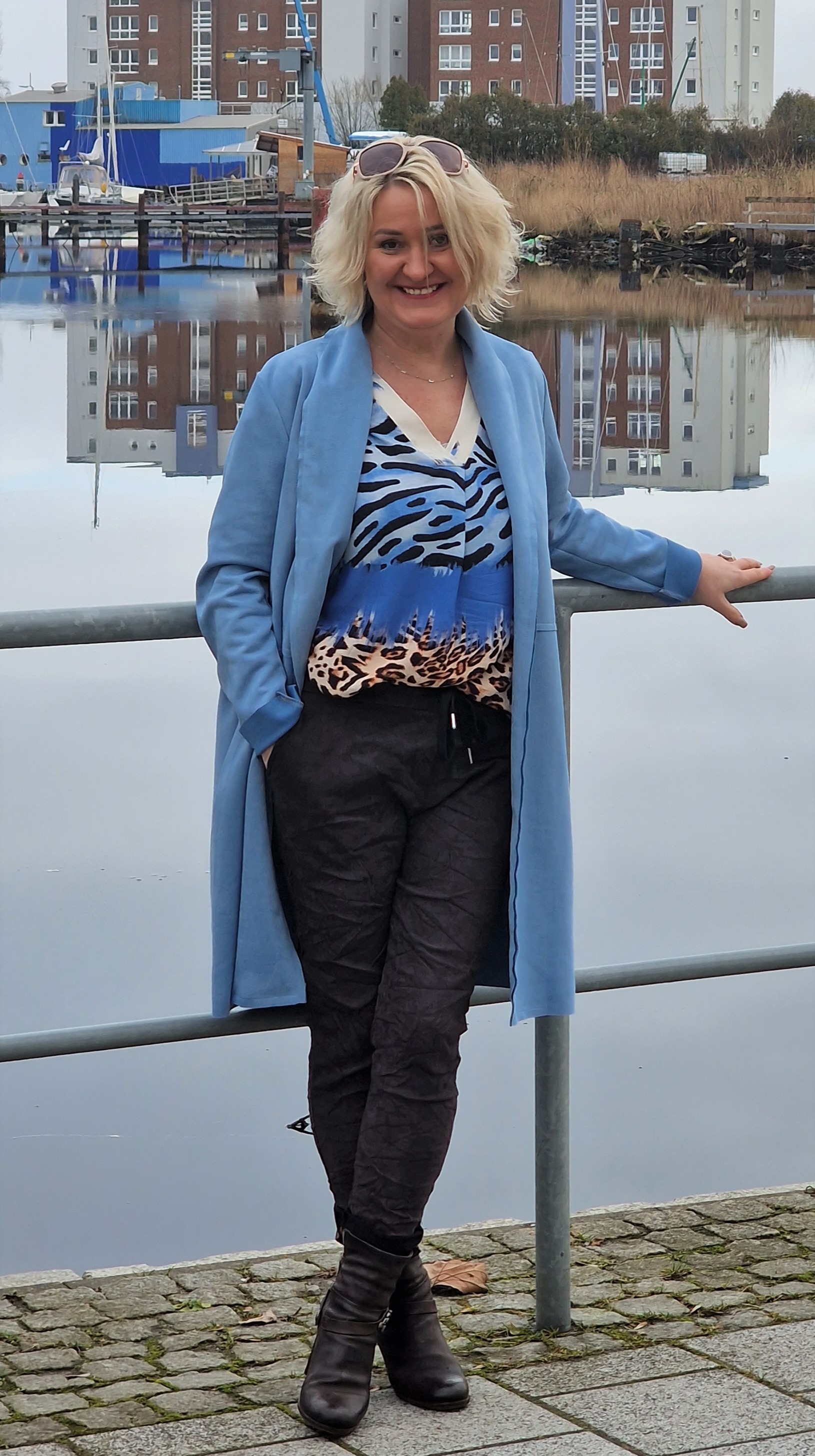 Blazer in Wildlederoptik – Longblazer Lederimitat – Lange Blazer Veloursqualität "Ana"