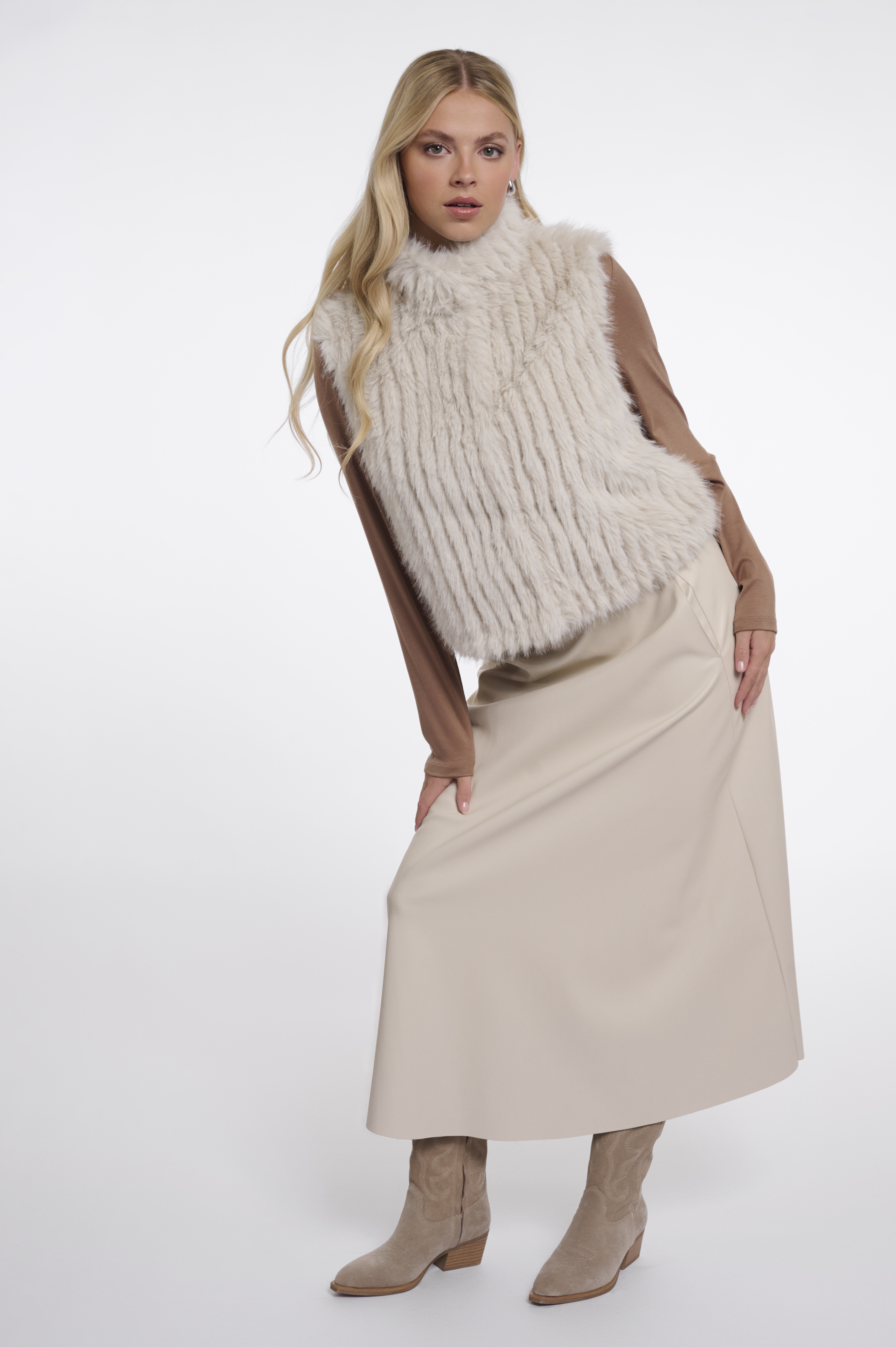 RINO & PELLE Weste "DAVA Waistcoat with closure Birch" – Kunstfell – Damenjacke – Fellweste  Creme