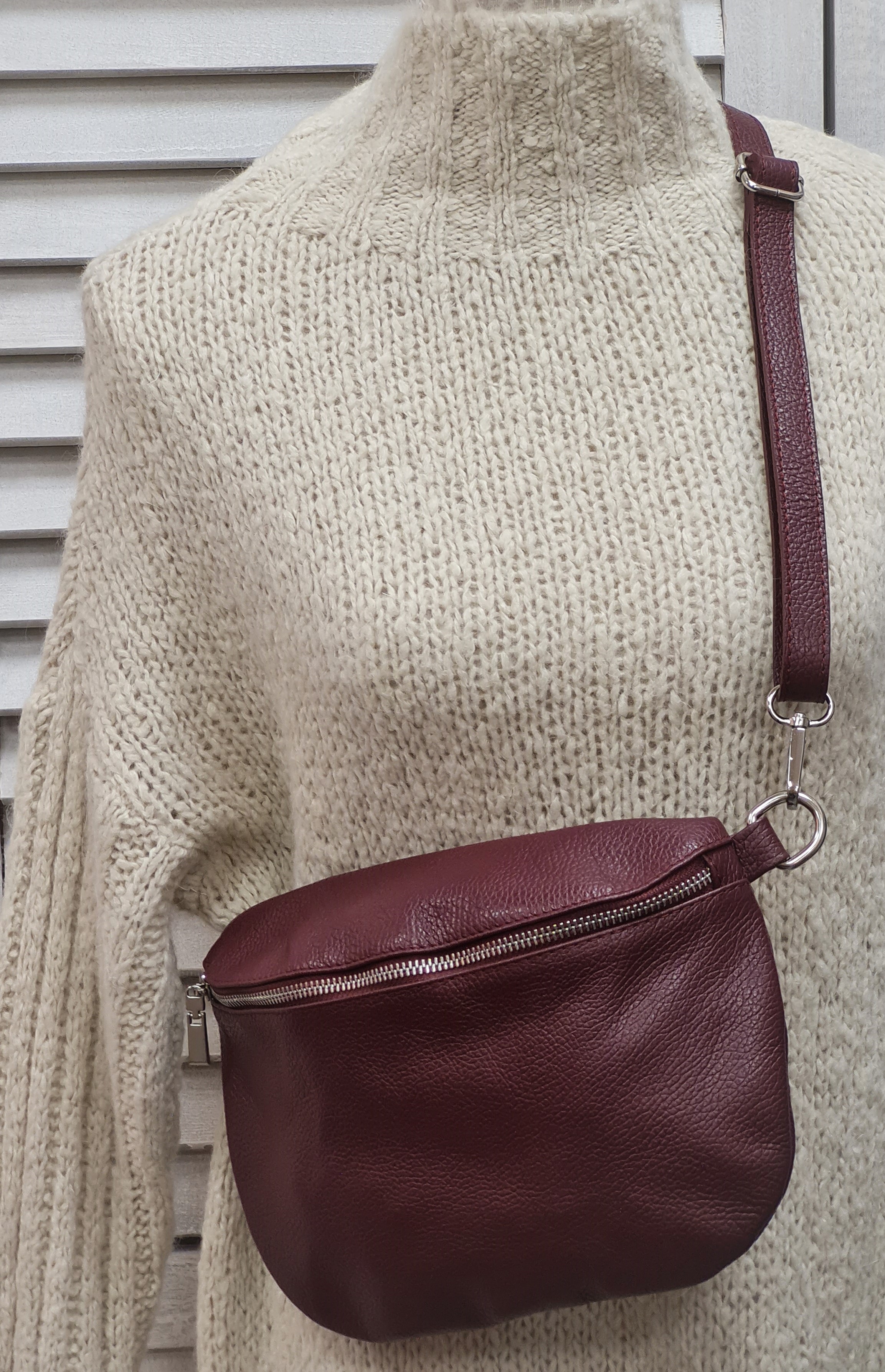 Bauchtasche "Bordo , Weinrot" – Crossover – Ledertasche