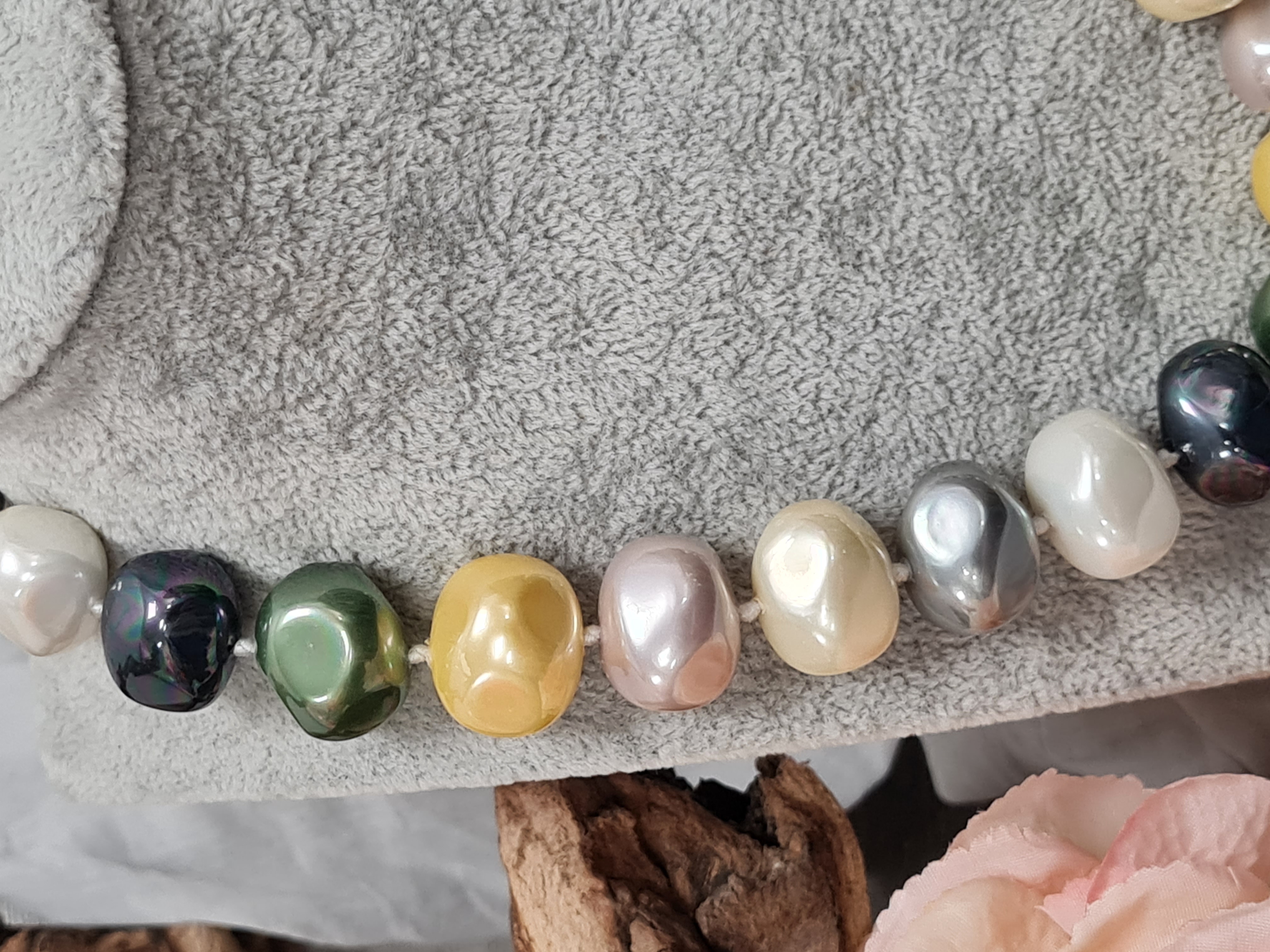 Kette – Edelsteinkette – Perlmutt – Muscheln „Inge“ – Multicolor – Bunt