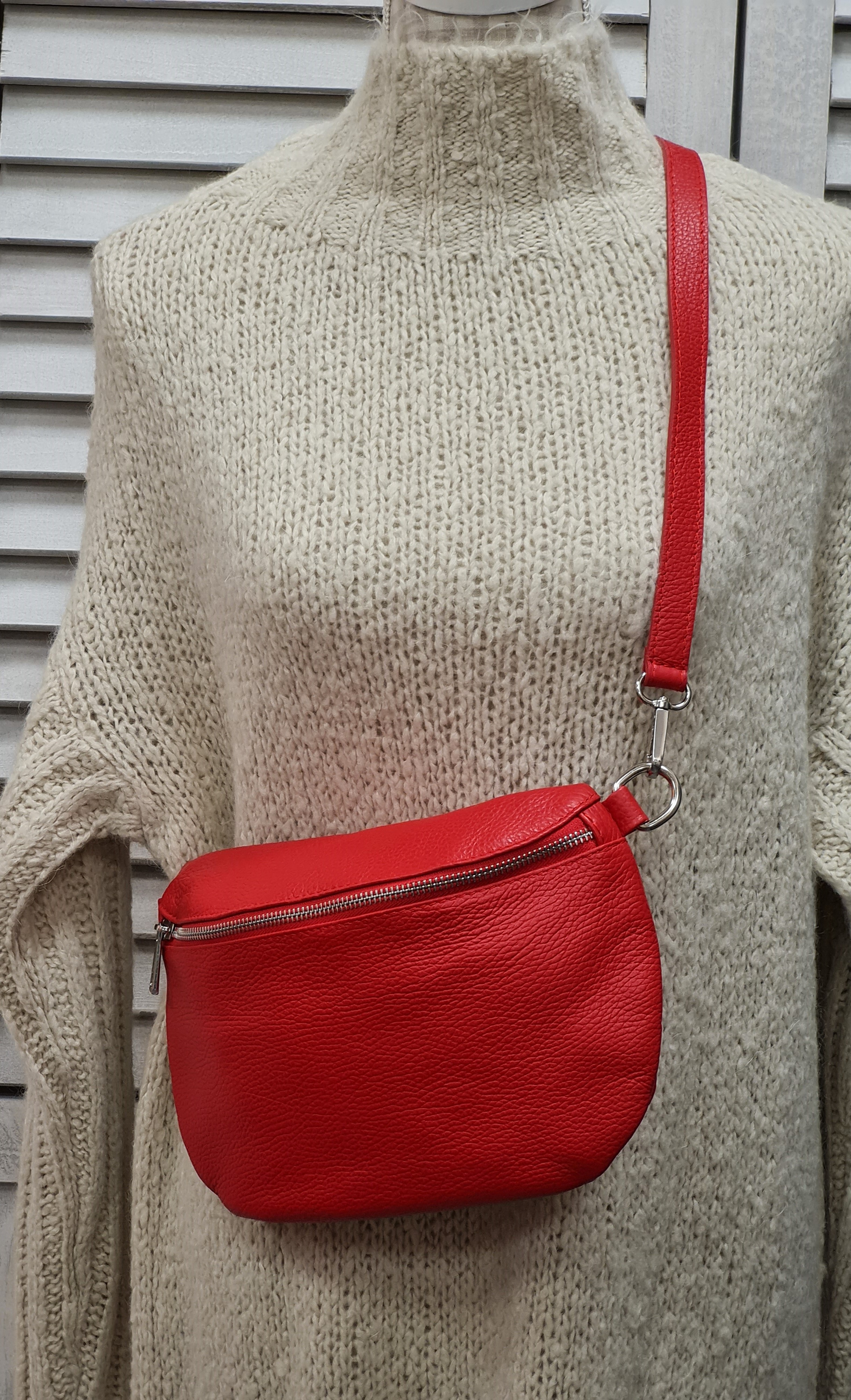 Bauchtasche  "Rot" – Crossover – Ledertasche 