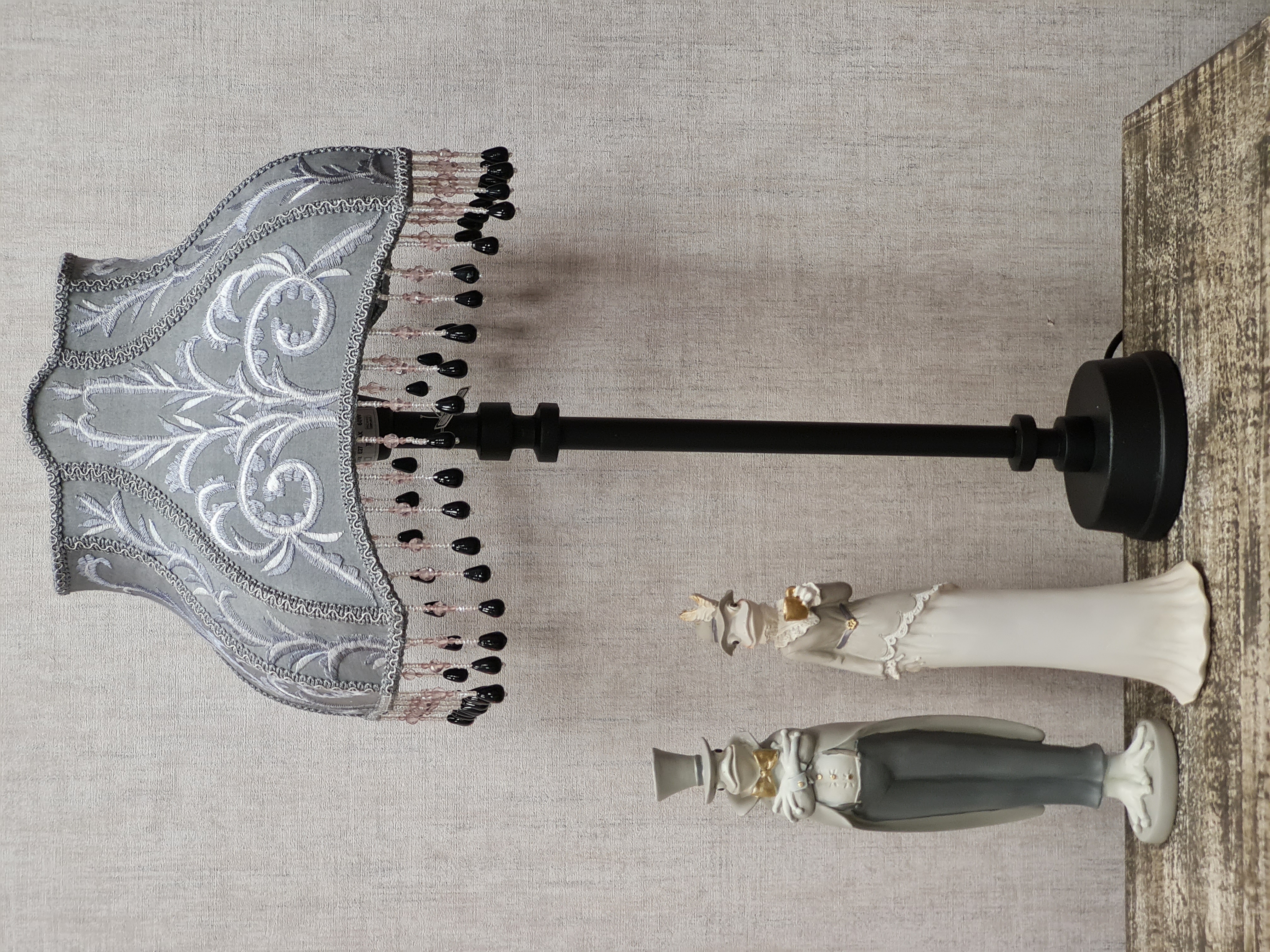 Nostalgische Lampe – Shabby Retro Tischlampe – "Klara" 