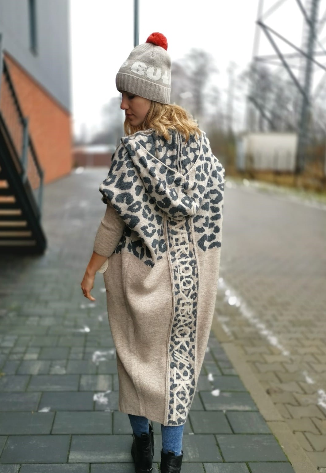 Strickjacke Leoprint – Strickmantel – Cardigan – “NeverLookBack LEO” 