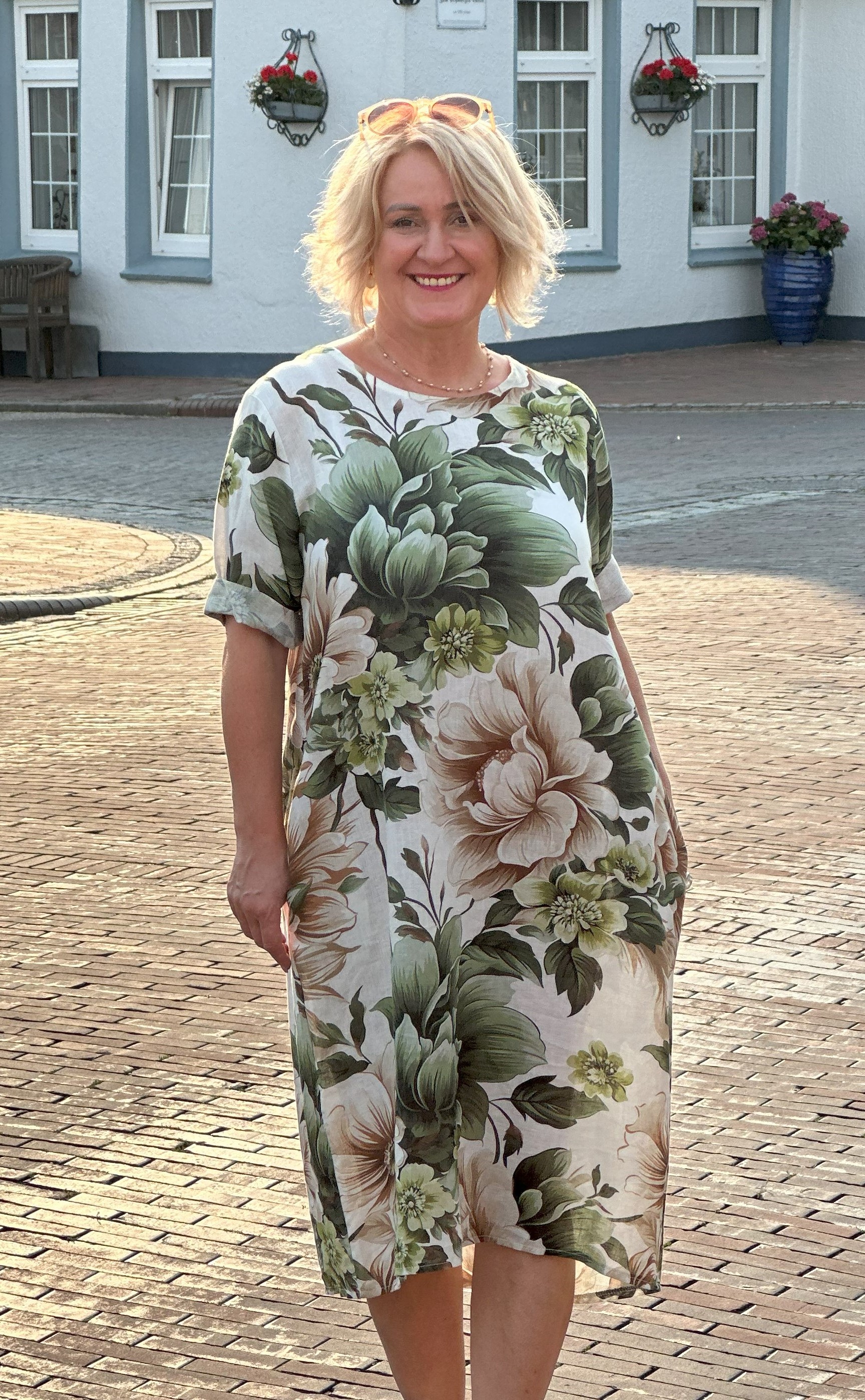 Leinenkleid mit Taschen „Blumen“ – Printkleid – Sommerkleid –  Druckkleid 
