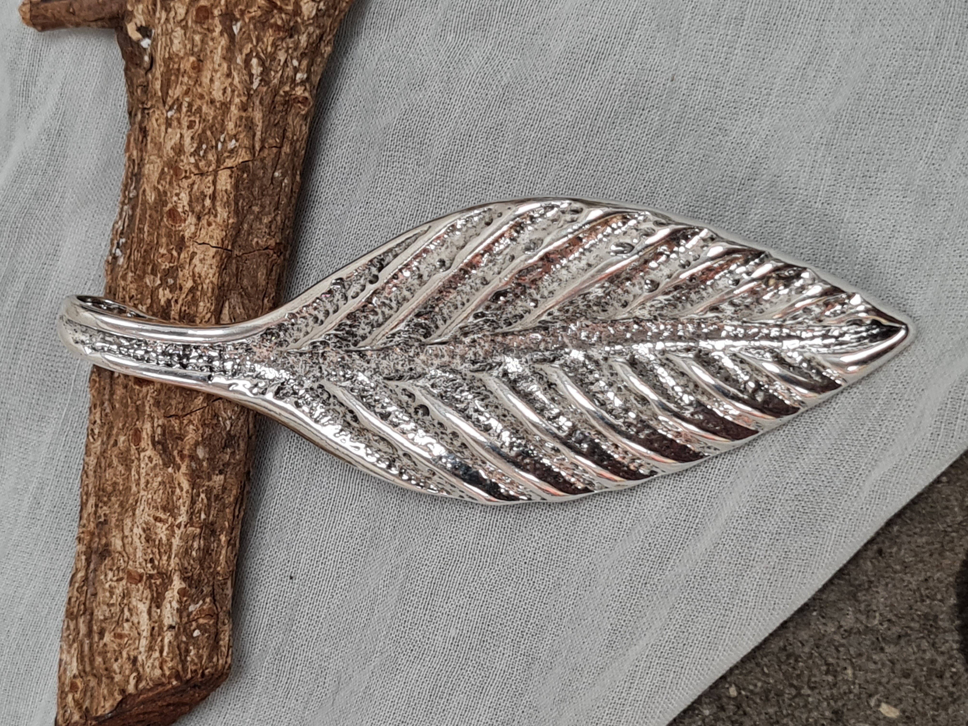 Anhänger Blatt – Kettenanhänger "7" – Medaillon – Modeschmuck 