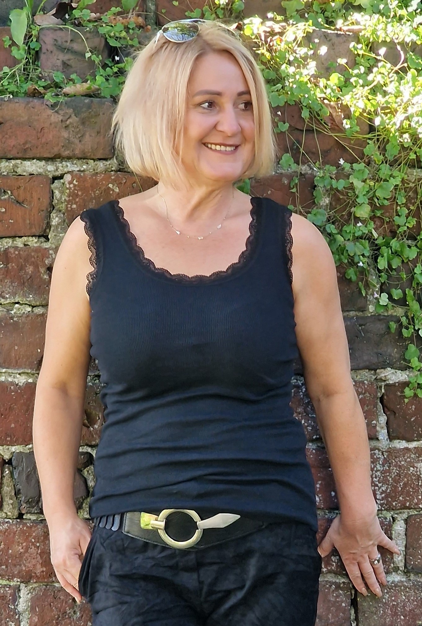 Unterhemd mit zarter Spitze – Baumwolle Top – Damen Hemdchen