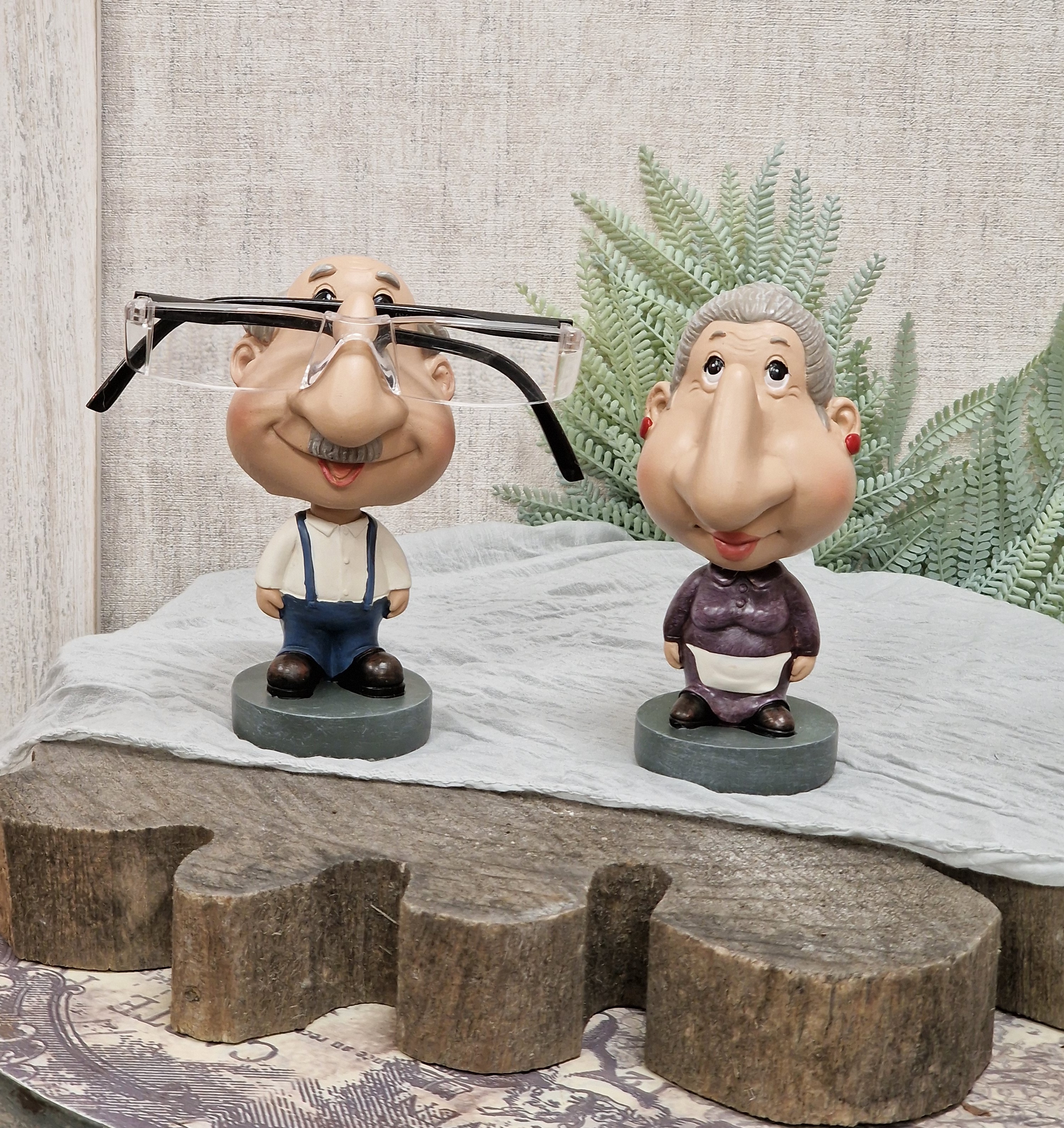 Brillenhalter "Opa und Oma"– Brillenständer – Dekofigur – Skulptur