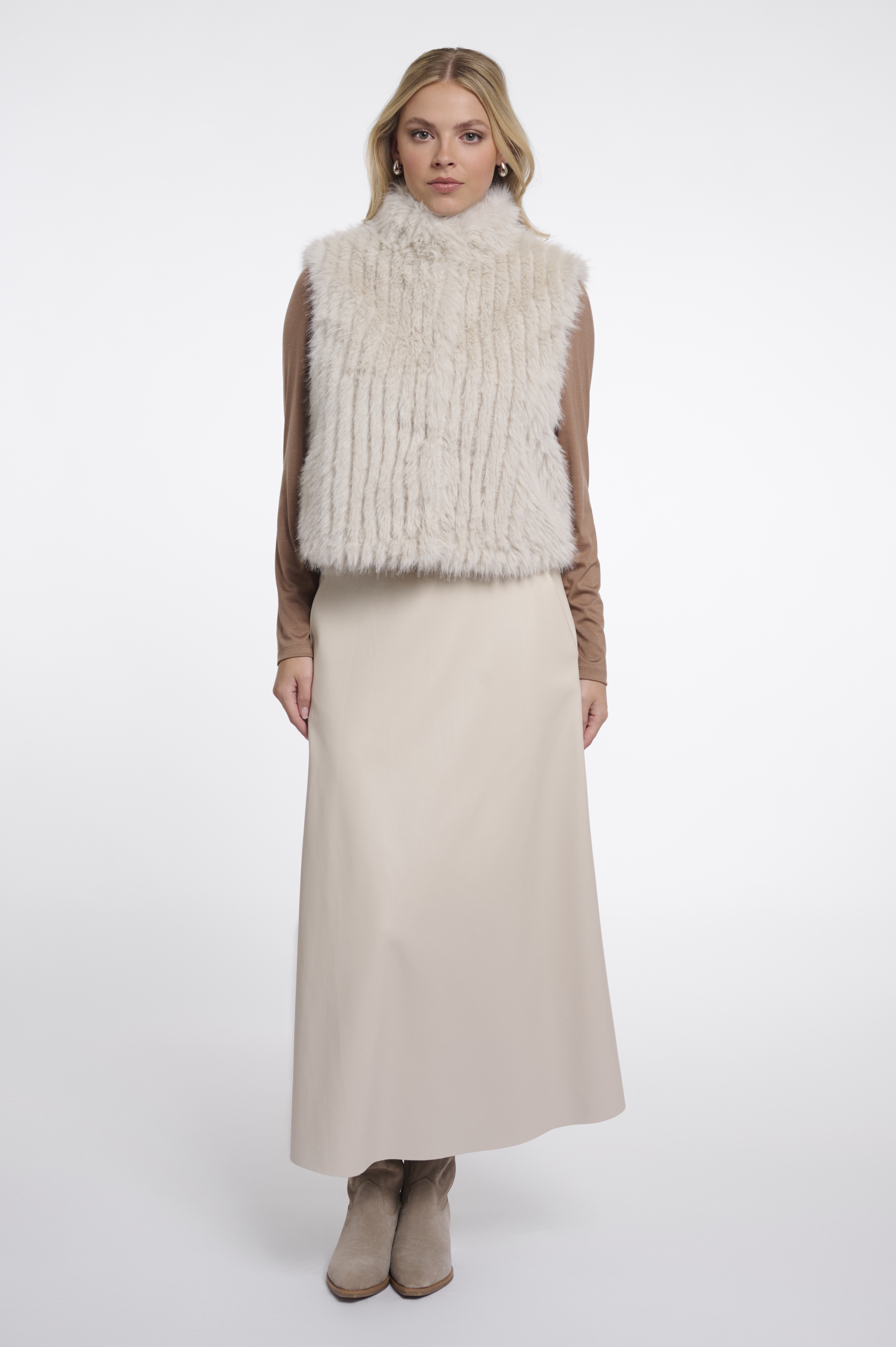RINO & PELLE Weste "DAVA Waistcoat with closure Birch" – Kunstfell – Damenjacke – Fellweste  Creme