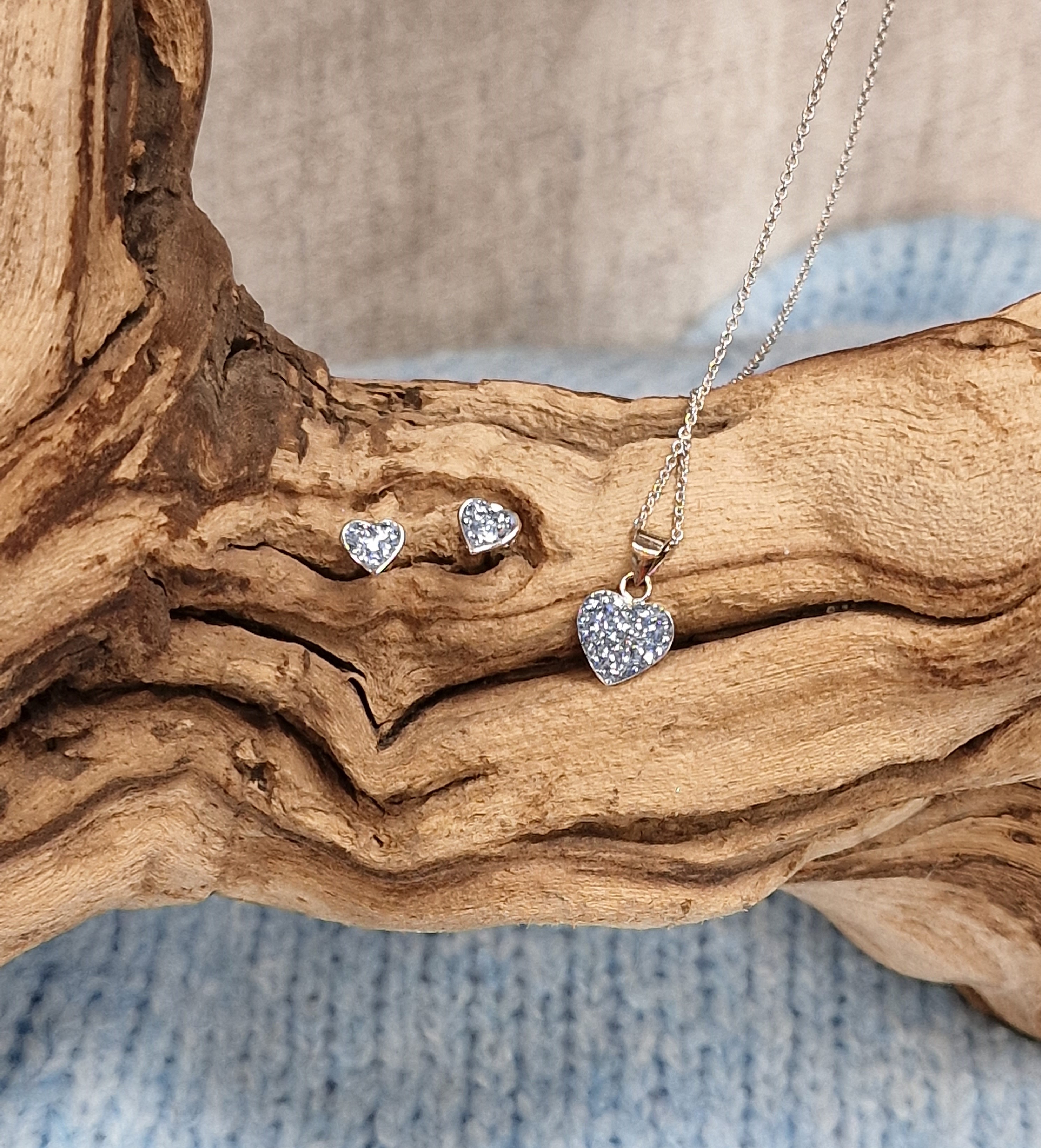 Silber Set Herzkette mit Ohrringen – Halskette mit Kristallen Herz – Kette mit Zirkonia Optik – Collier 