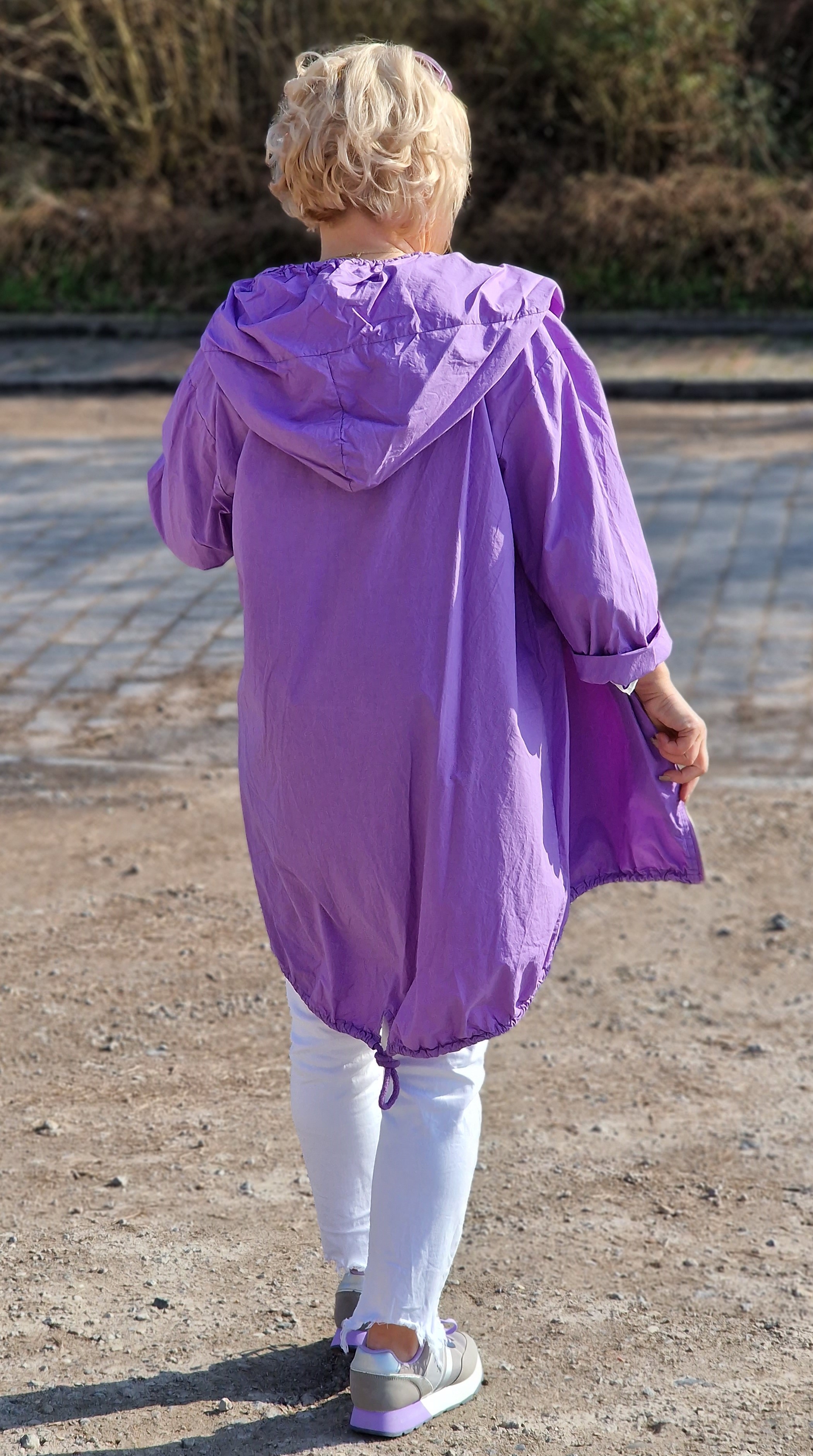 Parka mit Kaputze – Damenparka – Sommerjacke – "Diva"